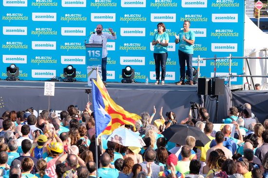 Marcel Mauri (Òmnium) and Elisenda Paluzie (ANC) at the September 11, 2019 rally in Barcelona (by Andreu Puig)